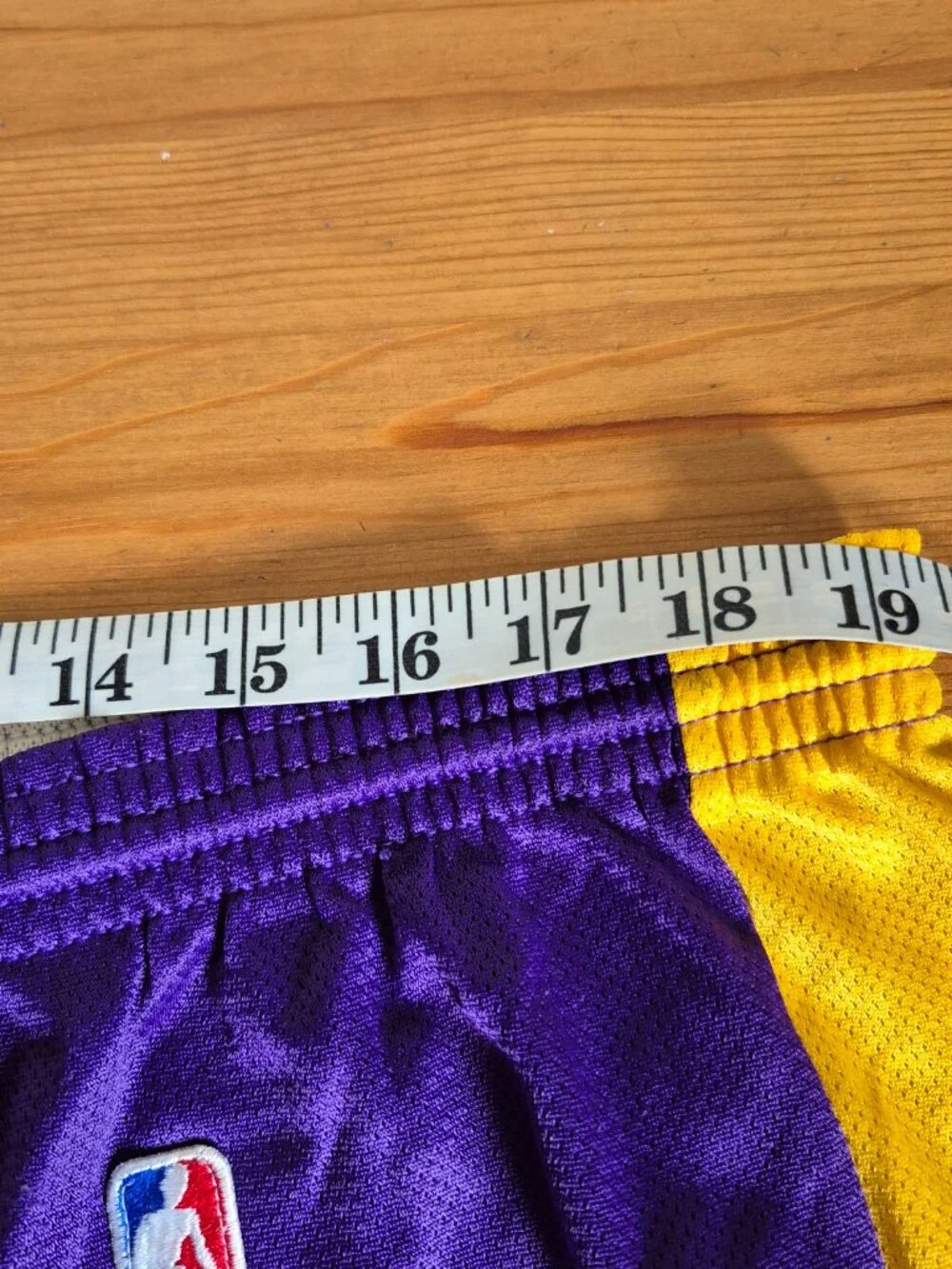 Vintage Champion Los Angeles Lakers Basketball Shorts Men’s 2XL NBA